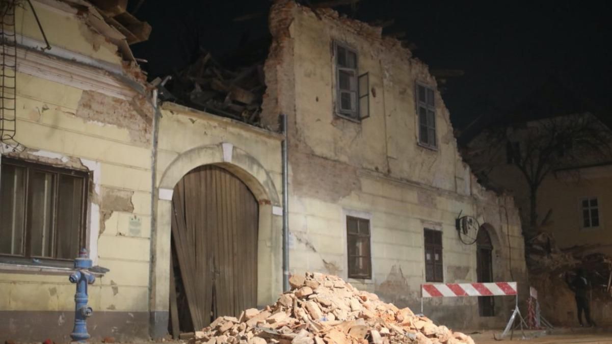 У Хорватії – нові землетруси: люди ночували на вулицях – фото
