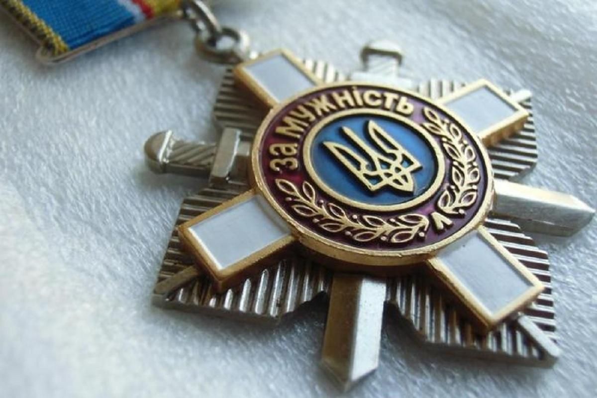 Зеленський нагородив 14 військових, 10 – посмертно: кого саме