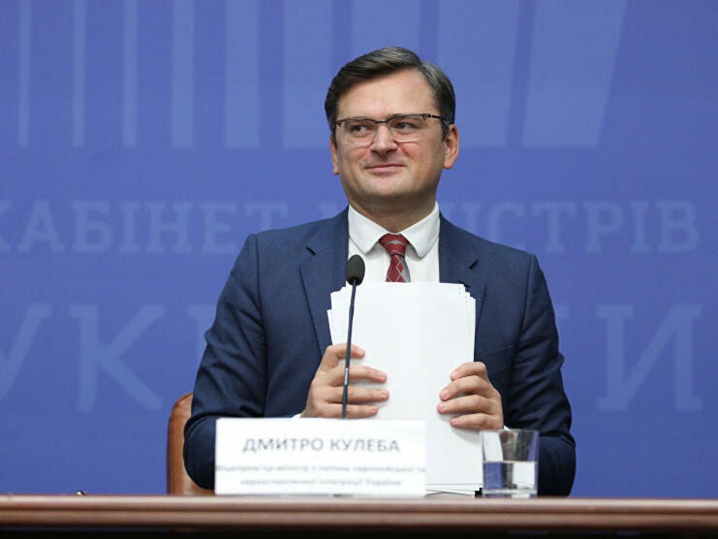 Кулеба заявив, що Україна має ввести подвійне громадянство Кулеба заявив, що Україна має ввести подвійне громадянство