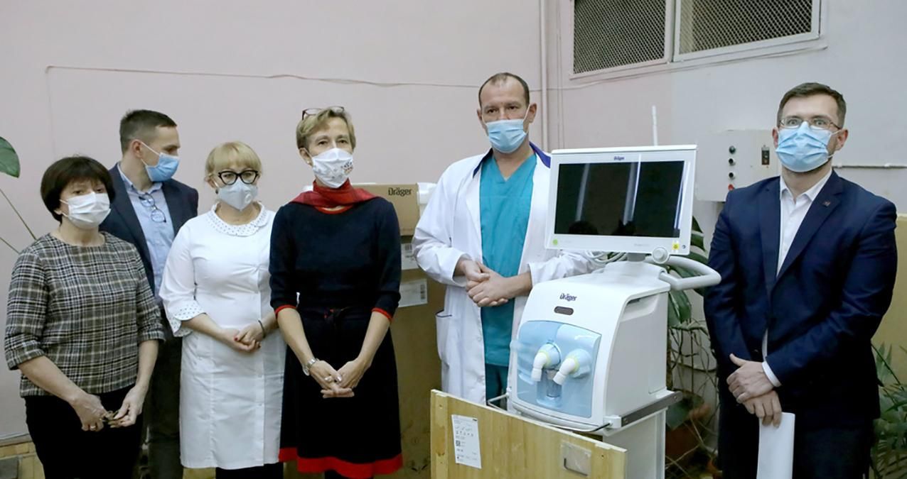 Німеччина передала Україні 18 апаратів ШВЛ для боротьби з COVID-19