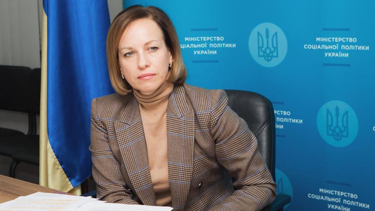 Скільки заробила міністерка соцполітики Марина Лазебна в 2020 році: з податками та без