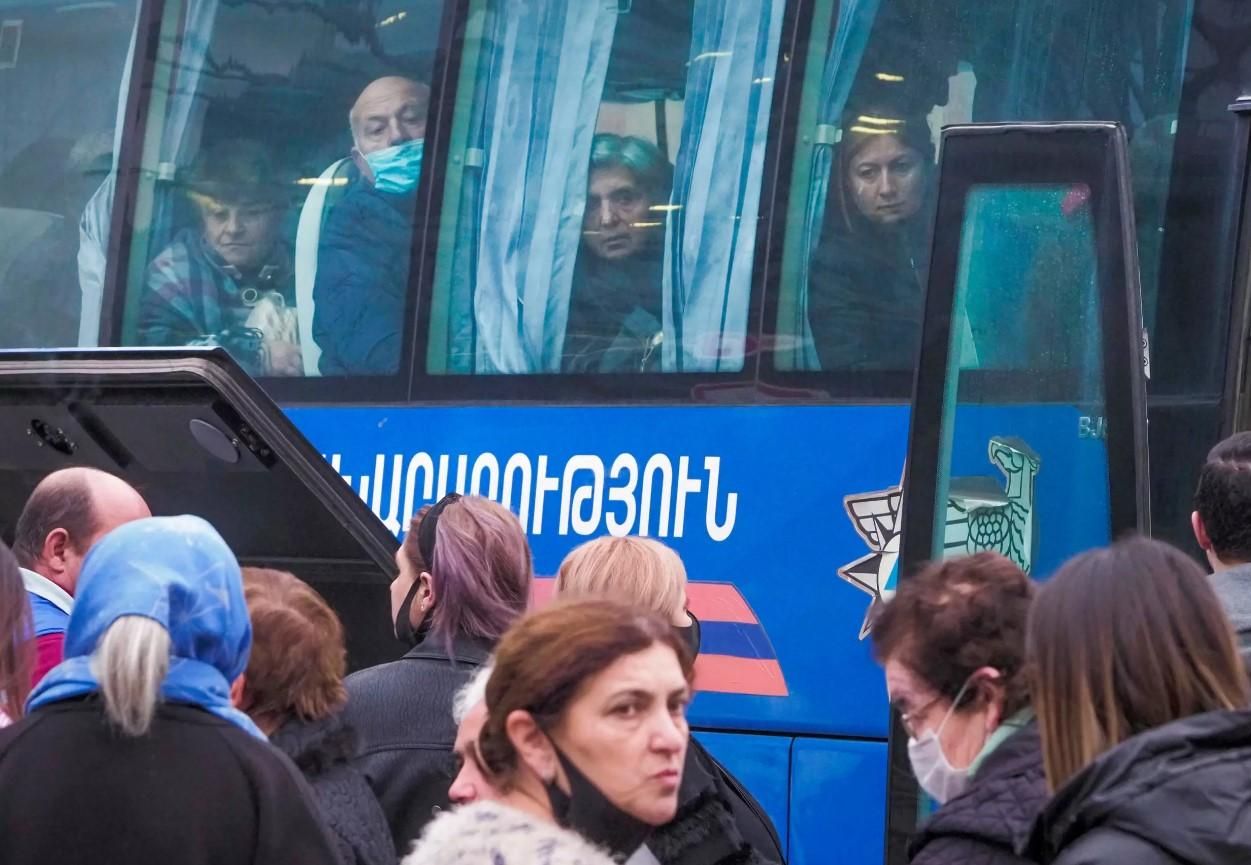 Росія виділила Вірменії гроші на допомогу переселенцям з Карабаху Росія виділила Вірменії гроші на допомогу переселенцям з Карабаху