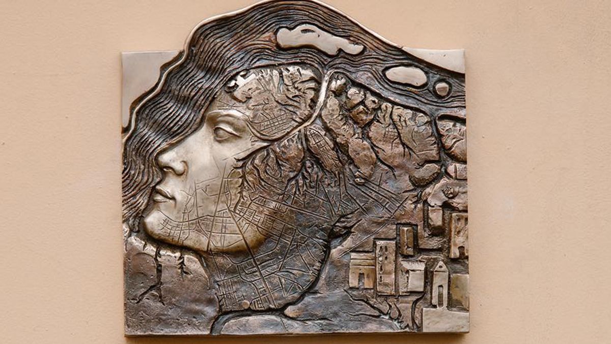 В Киеве появилась еще одна минискульптура: портрет легендарного Кия В Киеве появилась еще одна минискульптура: портрет легендарного Кия