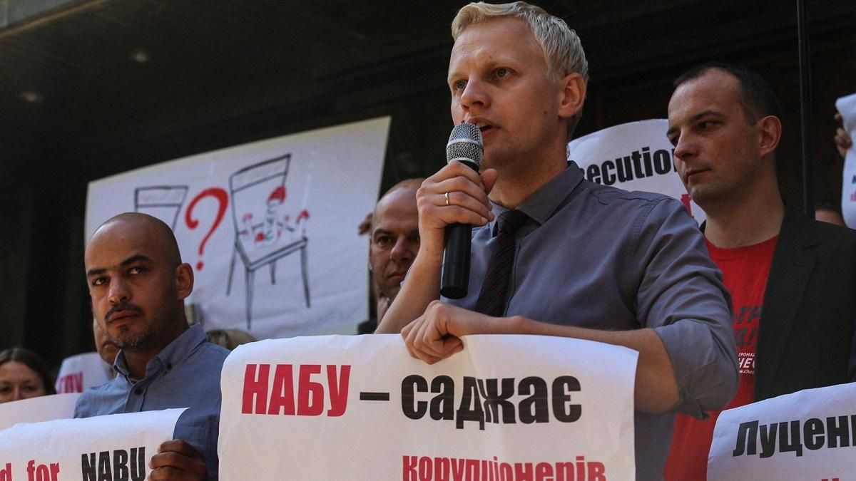 Взрывчатка под квартирой матери Виталия Шабунина: что известно Взрывчатка под квартирой матери Виталия Шабунина: что известно