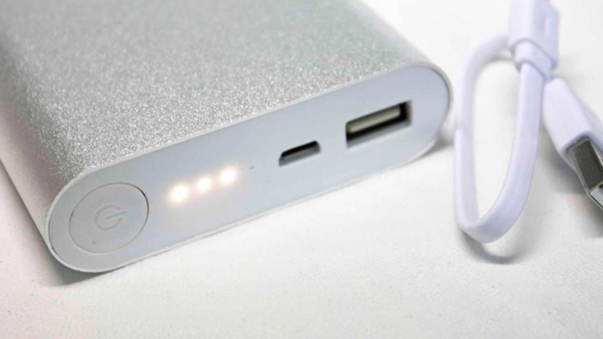 В Китаї вилучили велику партію шпигунських повербанків - Техно 24 В Китаї вилучили велику партію шпигунських повербанків - Техно 24