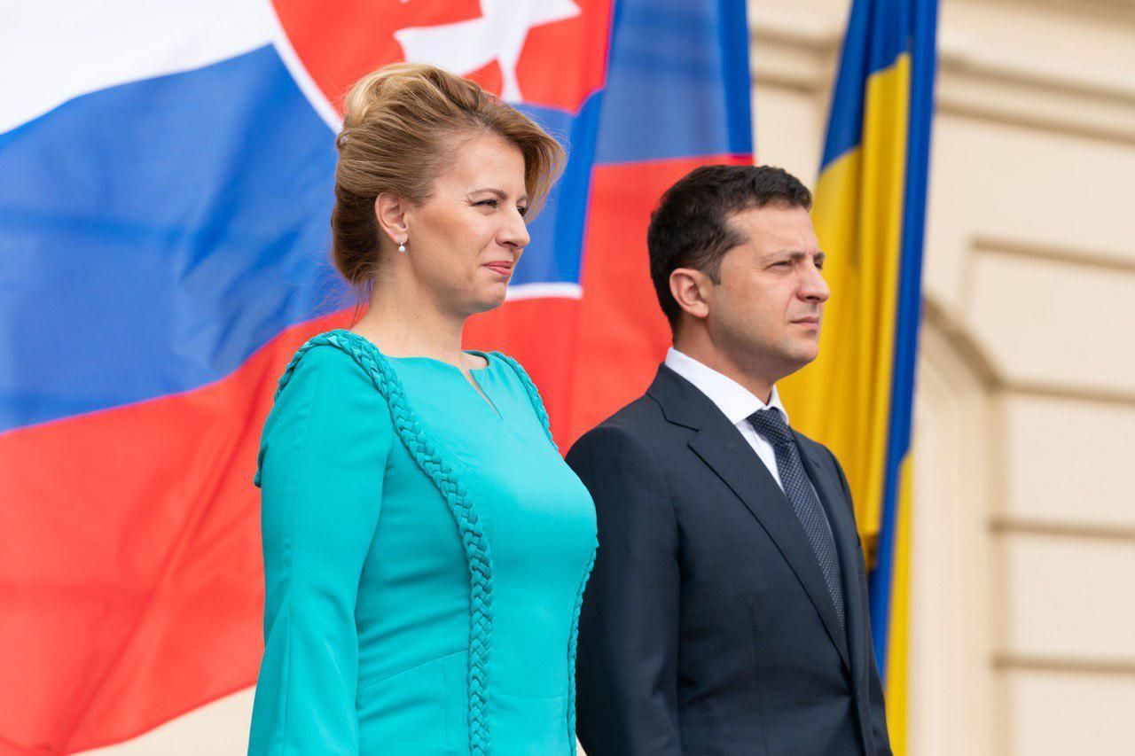 Зеленський привітав Словаччину з національним святом 