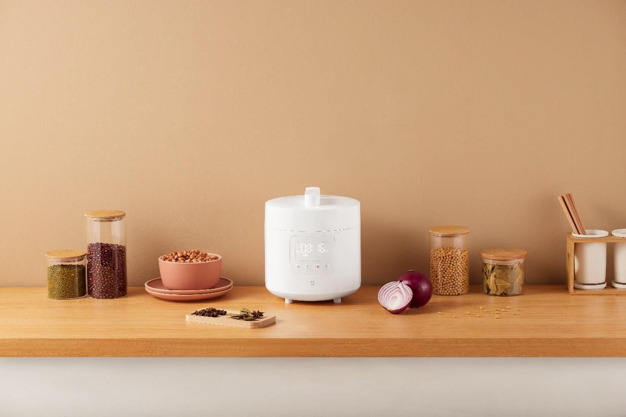 Xiaomi представила умную и быструю скороварку Xiaomi представила умную и быструю скороварку