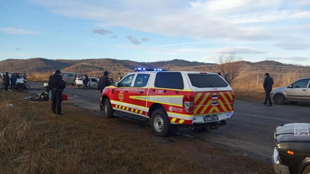 ДТП в Івано-Франківській області 2 січня 2021: загинула дитина - фото ДТП в Івано-Франківській області 2 січня 2021: загинула дитина - фото