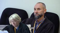 Заборонили бачитись матері з донькою: як колезі судді Вовка Качуру дозволили викрасти дитину