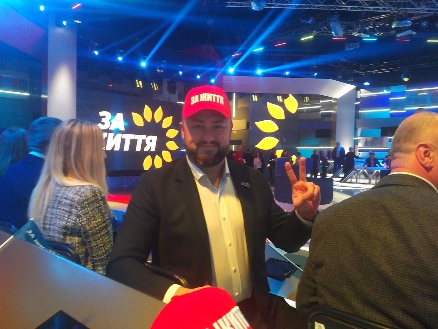 Максим Невинчаный попал в базу Миротворца Путина в поздравлении Максим Невинчаный попал в базу Миротворца Путина в поздравлении