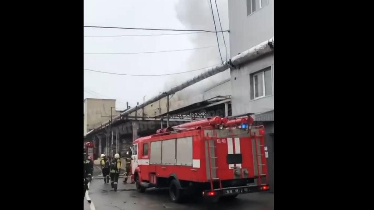 Пожар в Укррыбе: в Киеве горело офисное здание - Новости Киев