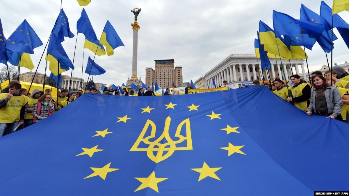 Шанси України на вступ у ЄС і чи є загроза безвізу: заява посла Нідерландів Йеннеса де Мола