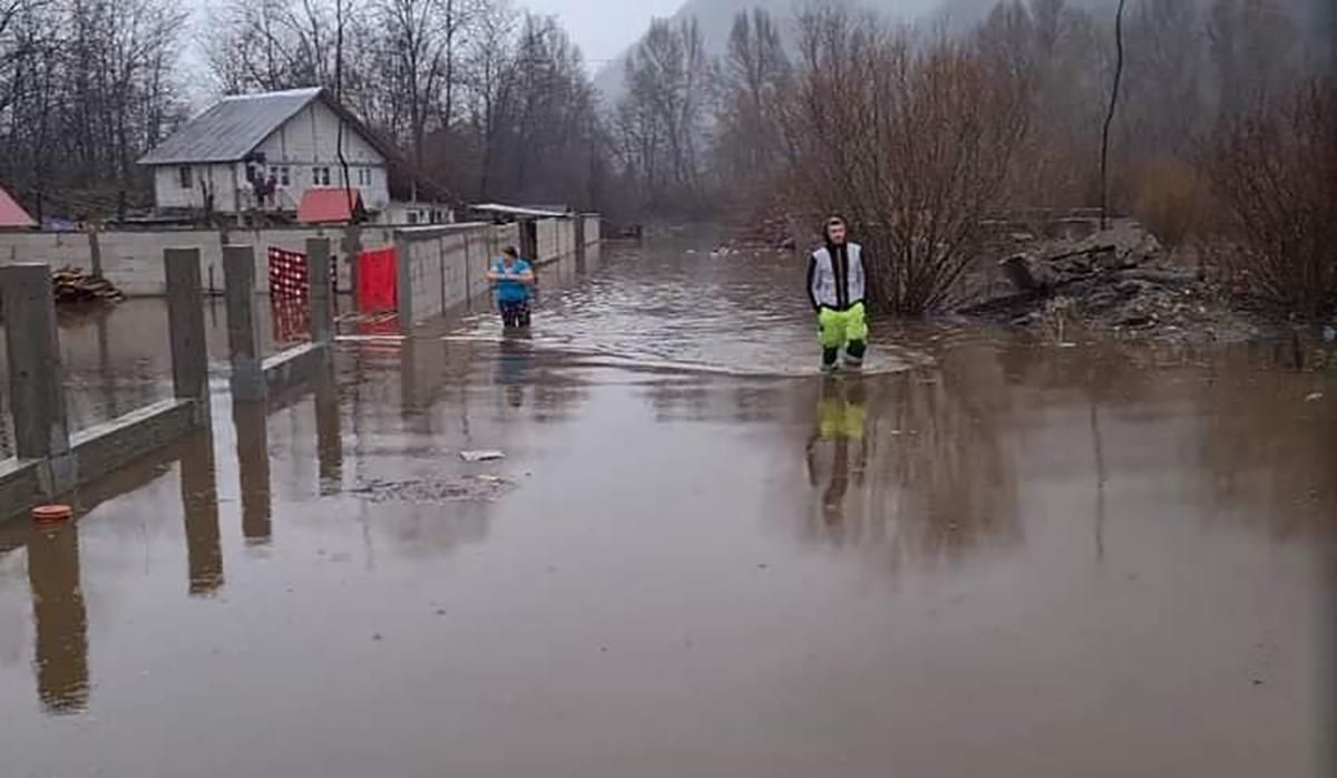 В Румынии обильные дожди спровоцировали наводнения