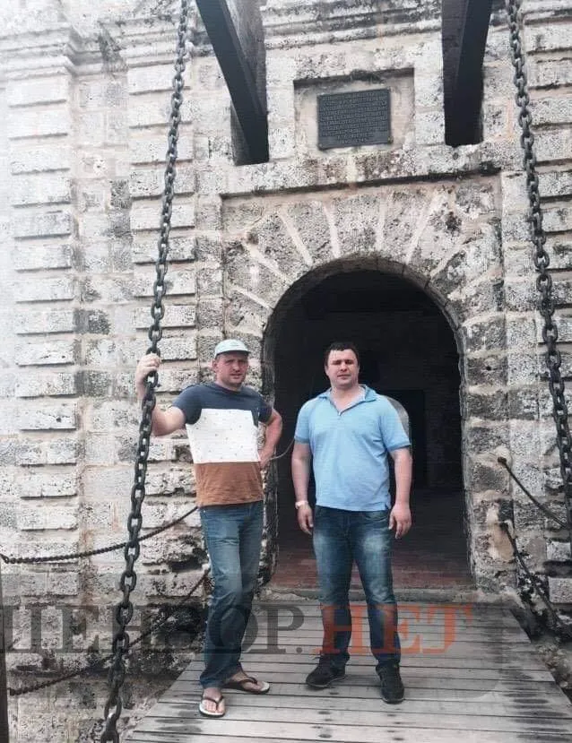 Микитась і Татаров святкували разом Новий рік Микитась і Татаров святкували разом Новий рік