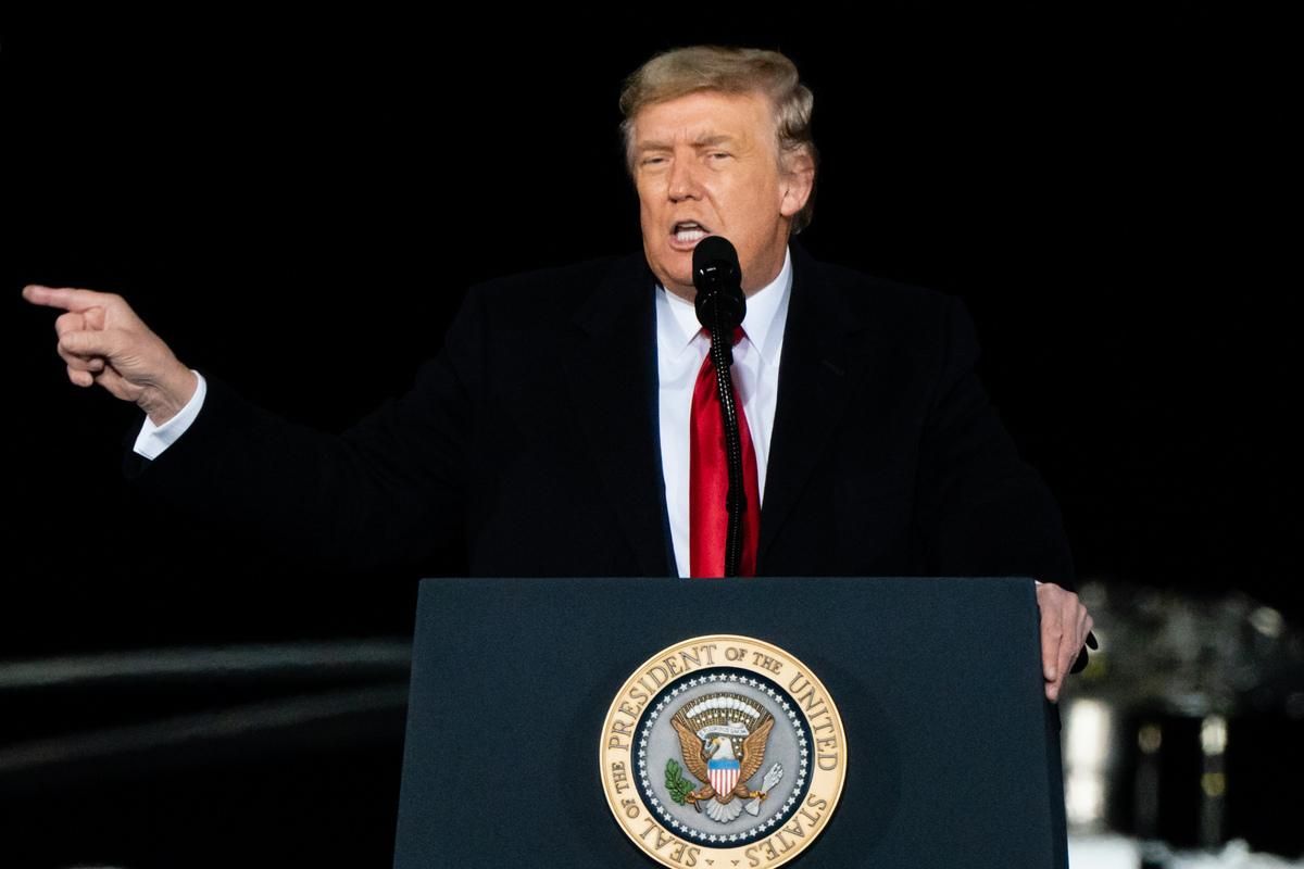 Трамп пообіцяв пекельну боротьбу в день оголошення результатів виборів Трамп пообіцяв пекельну боротьбу в день оголошення результатів виборів