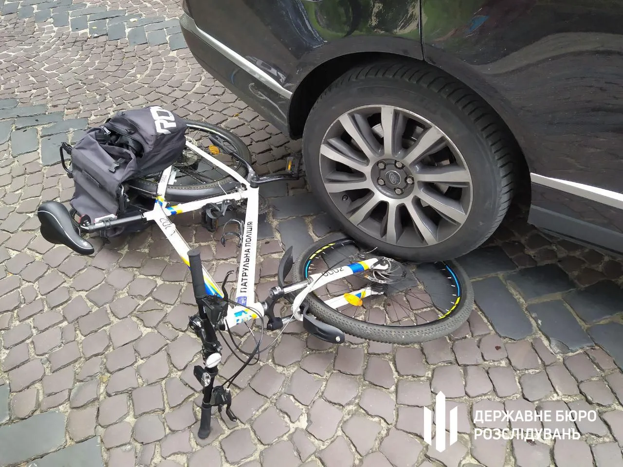 у львові працівник дфс наїхав на патрульного у львові працівник дфс наїхав на патрульного