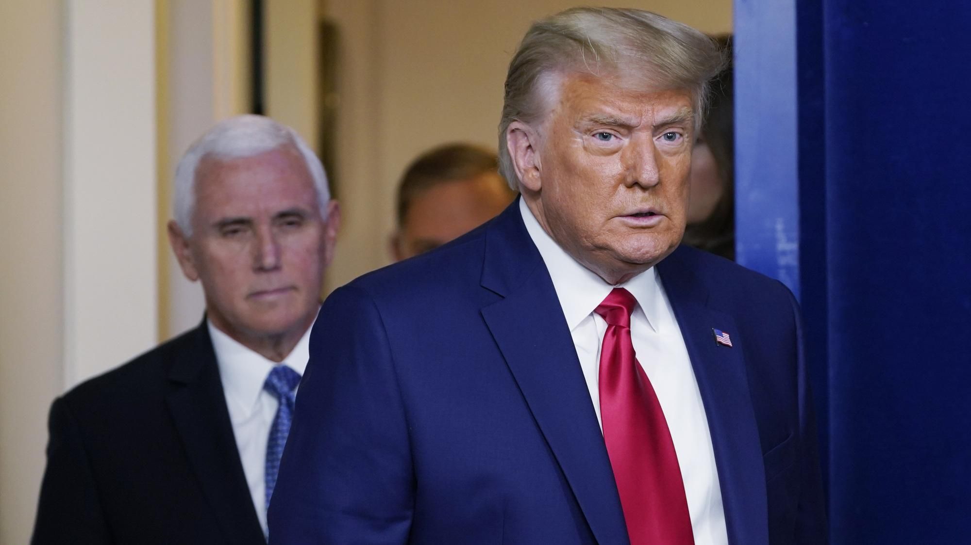 Дональду Трампу срочно готовят импичмент Дональду Трампу срочно готовят импичмент