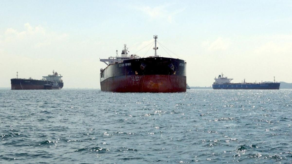 Повертаються на Батьківщину: четверо українських моряків їдуть з Лівії Повертаються на Батьківщину: четверо українських моряків їдуть з Лівії