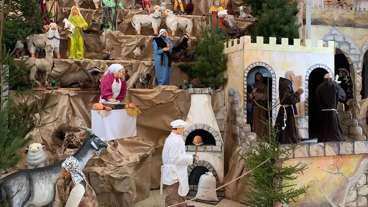 Найбільша в Україні: у Тернополі відкрили різдвяну шопку – відео Найбільша в Україні: у Тернополі відкрили різдвяну шопку – відео