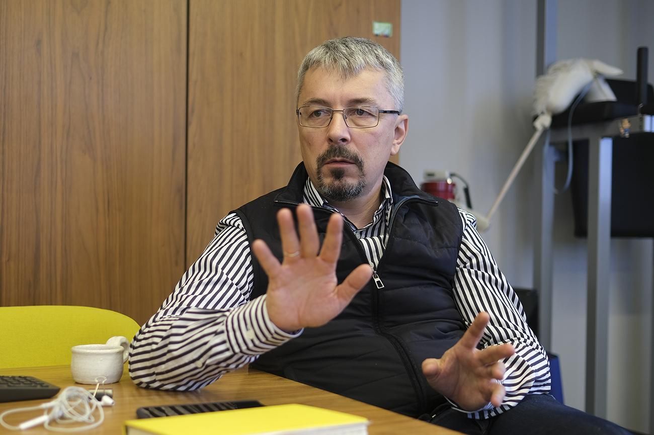 Ткаченко спростував інформацію про підпільне вакцинування чиновників