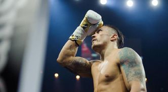 В одязі священника: Усик привітав українців  з Різдвом – відео