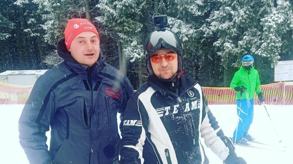 Как Зеленский встретил Новый год в Карпатах: яркие фото с отдыха Как Зеленский встретил Новый год в Карпатах: яркие фото с отдыха