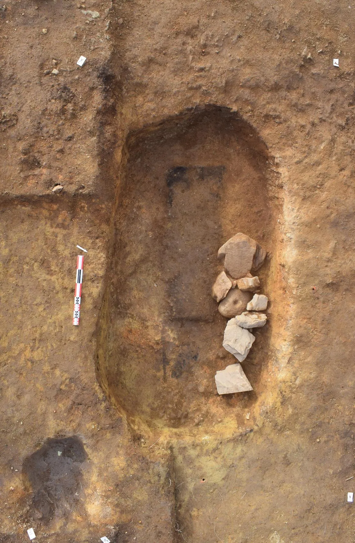 У Франції археологи виявили стародавній некрополь