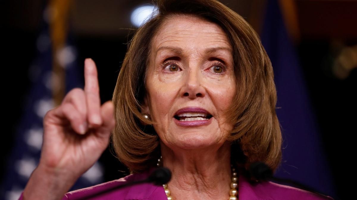 Пелоси говорит, что Трамп может инициировать военные, ядерные действия Пелоси говорит, что Трамп может инициировать военные, ядерные действия