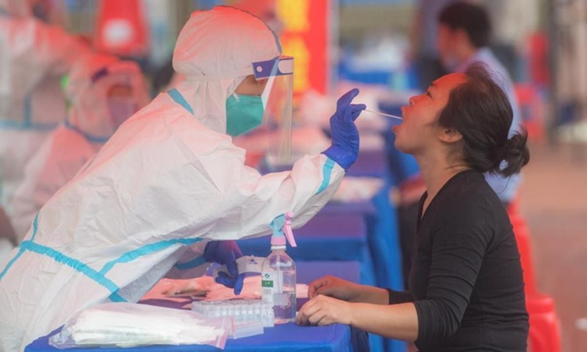 В Китае крупные города на жестком карантине из-за коронавируса
