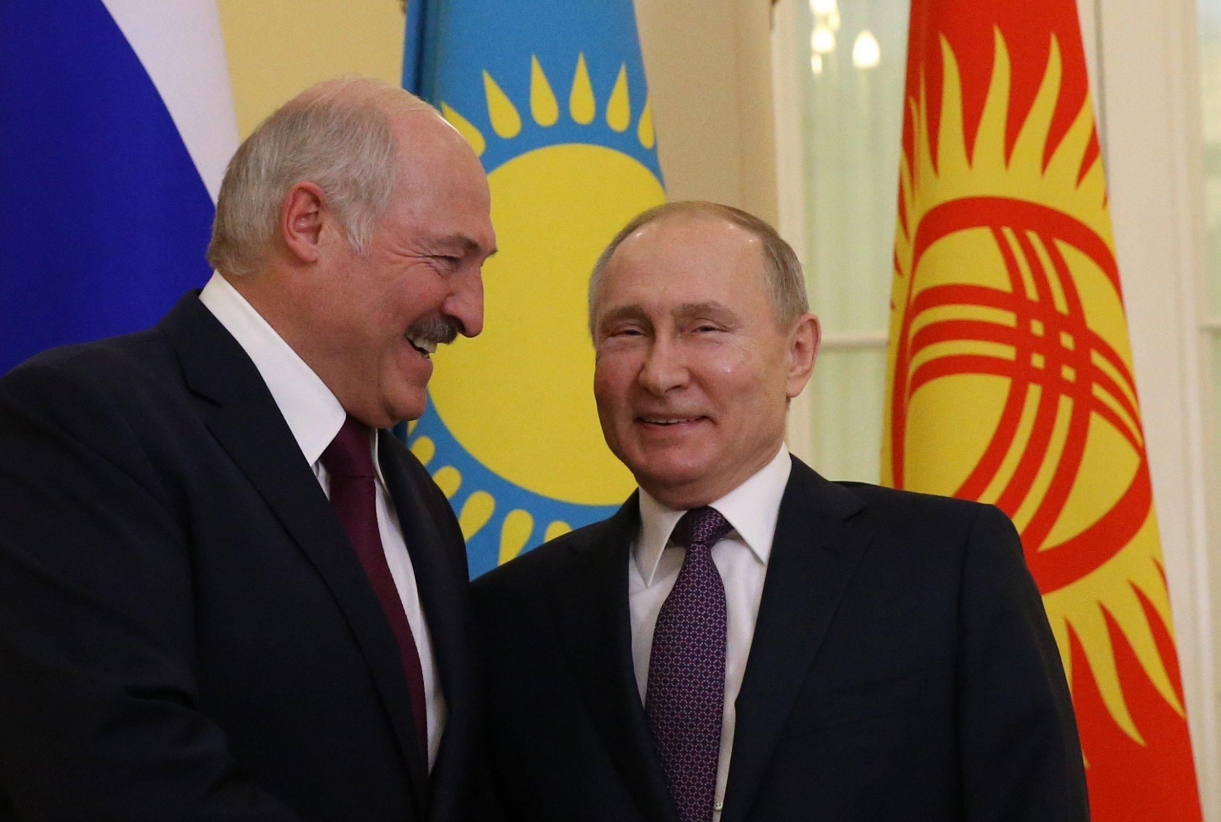 Лукашенко назвав Путіна своїм єдиним другом