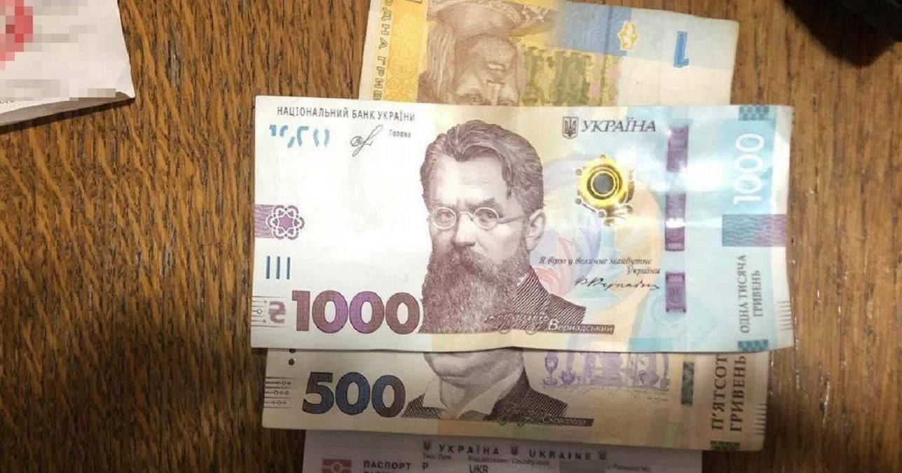 Мужчина пытался незаконно вывезти дочь в Польшу: детали Мужчина пытался незаконно вывезти дочь в Польшу: детали