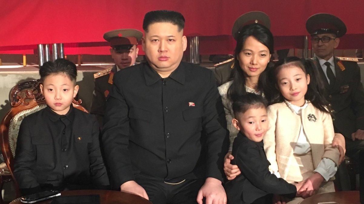 Ким Чен Ын поднял свой статус – теперь он генеральный секретарь Ким Чен Ын поднял свой статус – теперь он генеральный секретарь