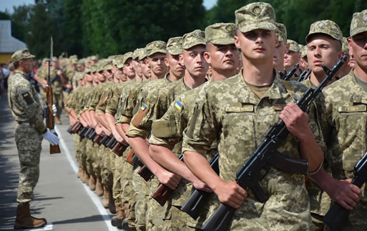 У Слузі народу не бачать можливості створити військові суди