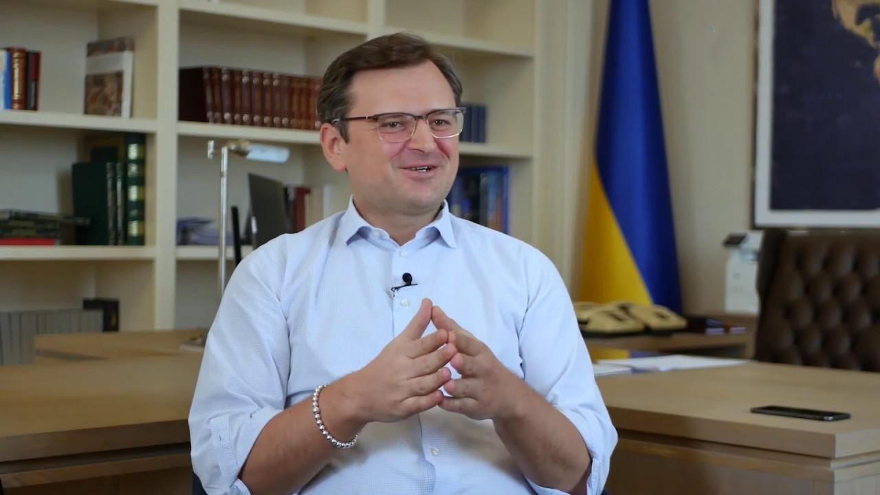 Прогрес на Донбасі нагадує парадокс кота Шредінгера, – Кулеба Прогрес на Донбасі нагадує парадокс кота Шредінгера, – Кулеба