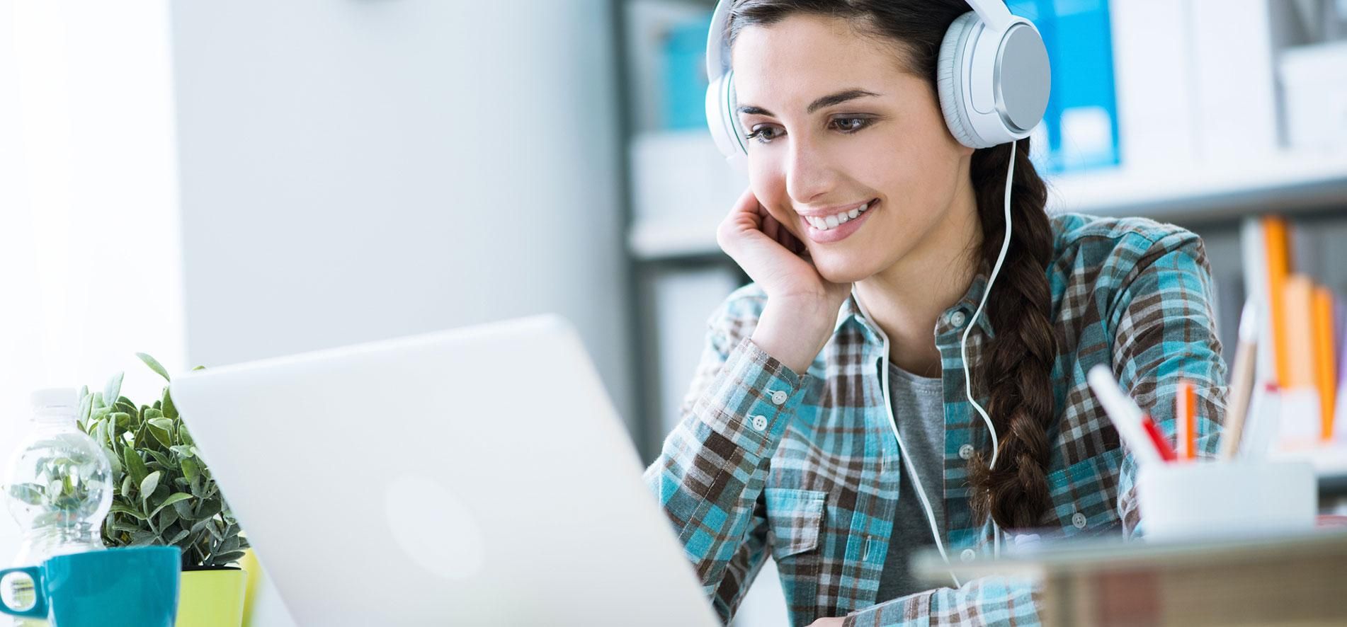 За місяць Всеукраїнську школу онлайн відвідали 2 мільйони людей: дані За місяць Всеукраїнську школу онлайн відвідали 2 мільйони людей: дані