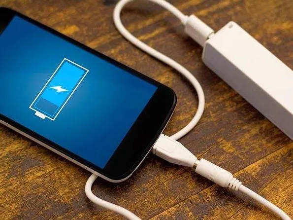 Заряджати телефон Заряджати телефон