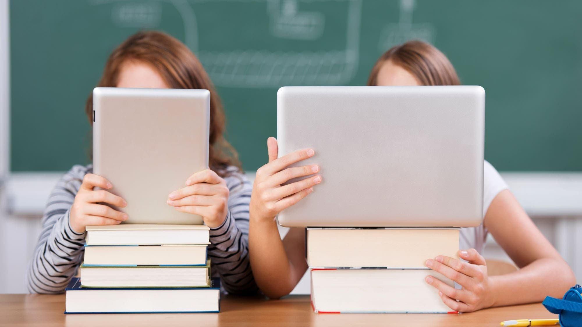 Чому електронні журнали у школах - це погана ідея: думка експерта