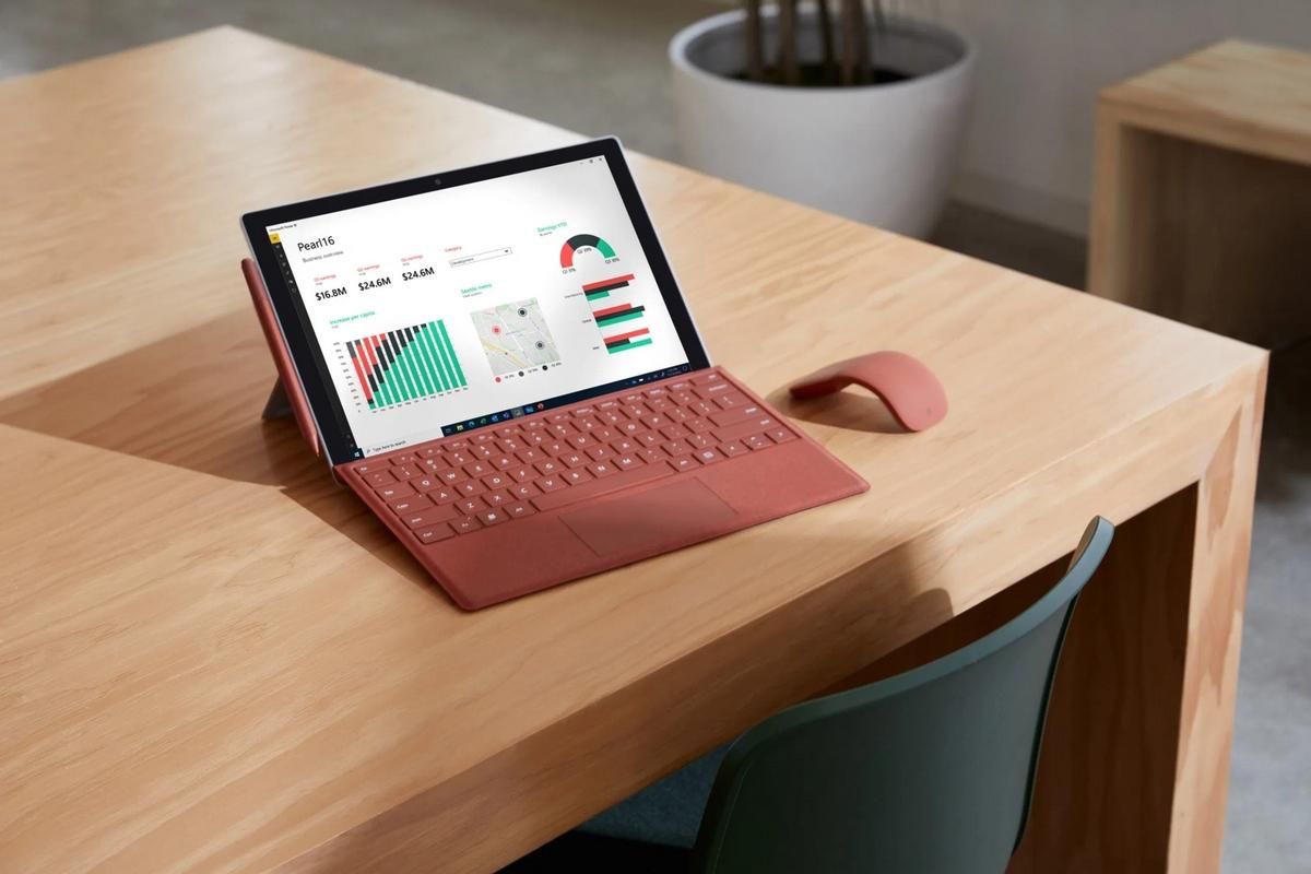 Microsoft Surface Pro 7 Plus - більша батарея, SSD і підтримка LTE