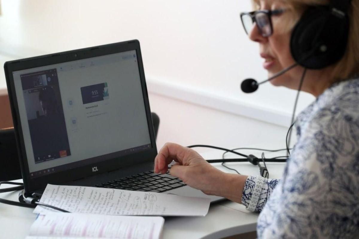 Як безпечно провести відеоурок: у МОН назвали правила для вчителів Як безпечно провести відеоурок: у МОН назвали правила для вчителів