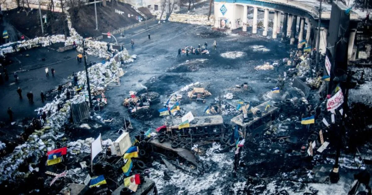 Барикади на Грушевського в Києві Майдан фото