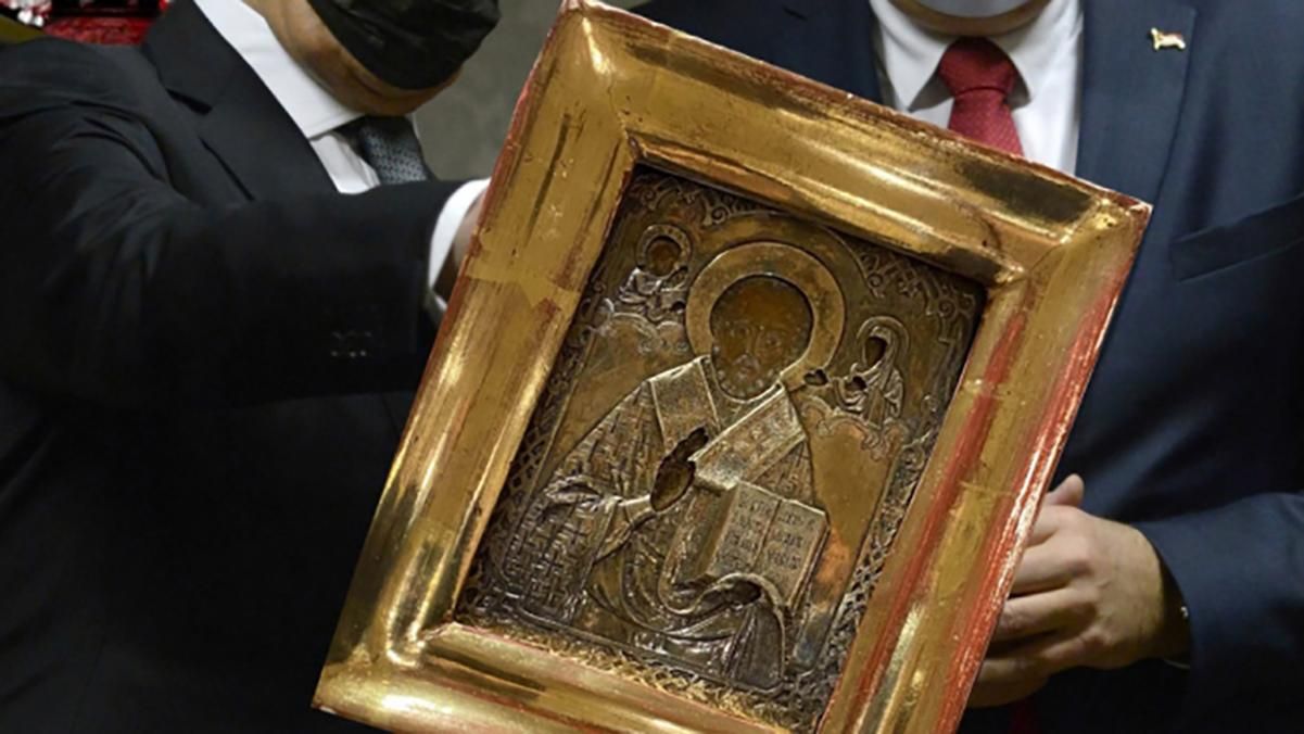 Подарована Лаврову ікона з Донбасу: ЗМІ оприлюднили вартість і де вона зберігалася