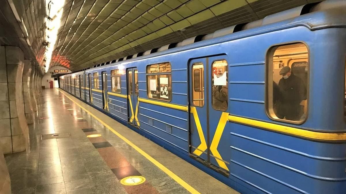 В 2020 году пассажиропоток в метро Киева уменьшился на 56%