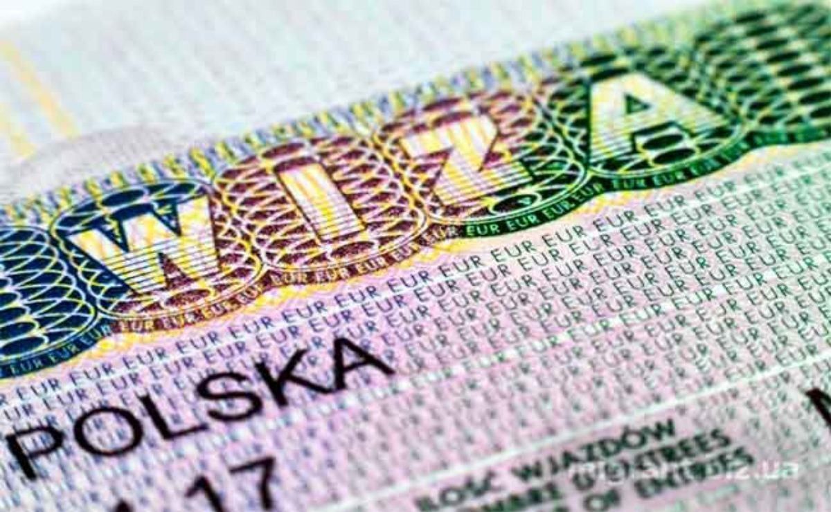 Польша выдала Украинский более полумиллиона виз в 2020 году