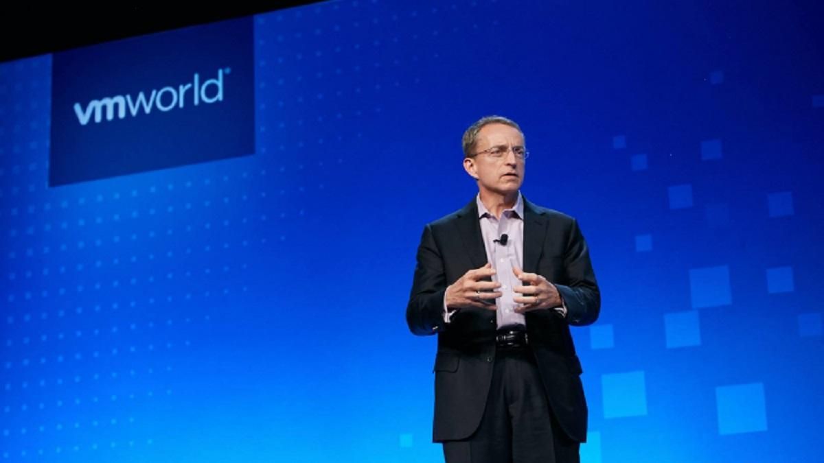 Intel сменит главу: гендиректор компании уходит в отставку Intel сменит главу: гендиректор компании уходит в отставку