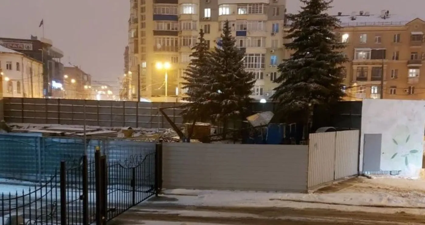 падіння будівельного крану в Харкові падіння будівельного крану в Харкові