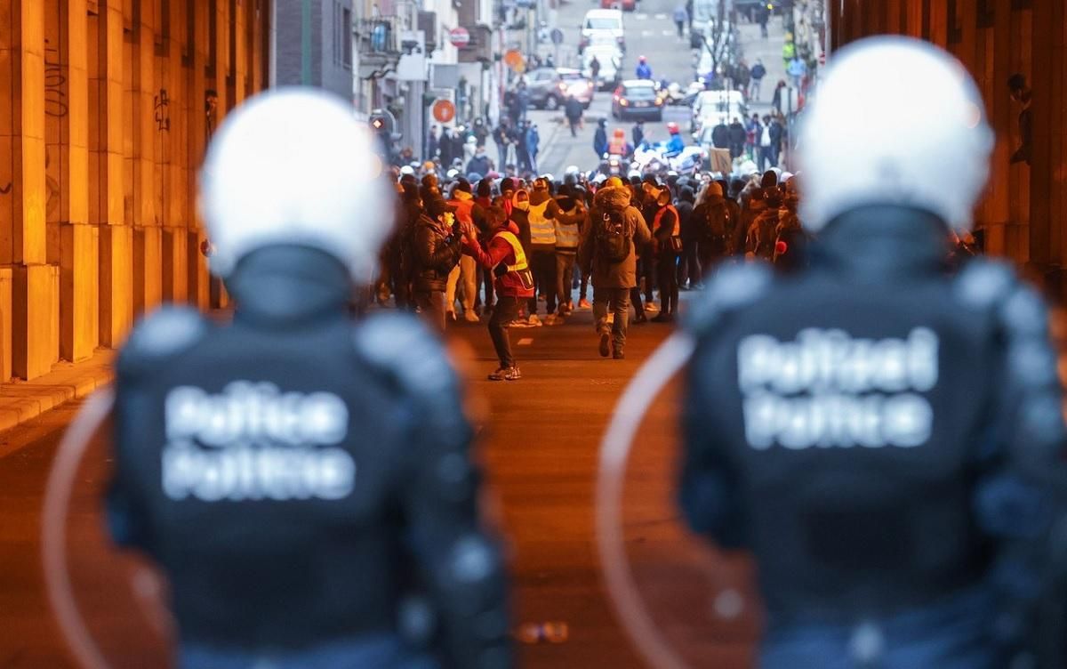 В Брюсселе люди протестуют 13.01.2021: причина, фото, видео