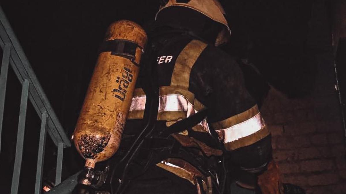 В Киеве на Леся Курбаса произошел пожар: погиб человек - Киев В Киеве на Леся Курбаса произошел пожар: погиб человек - Киев