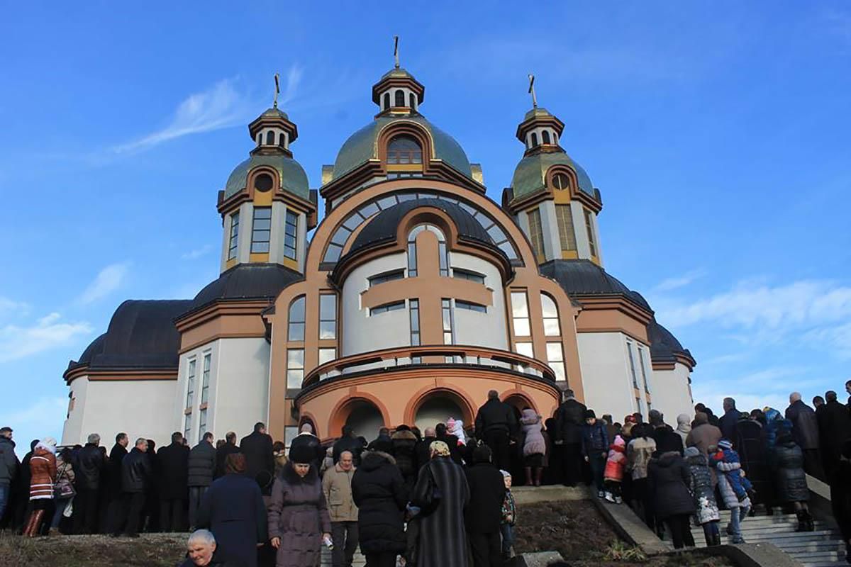 Церковь нарушает тихие часы: в Ивано-Франковске зарегистрировали странную петицию