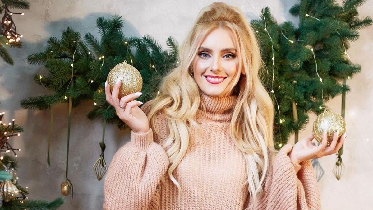 Ірина Федишин привітала шанувальників зі святом: фото