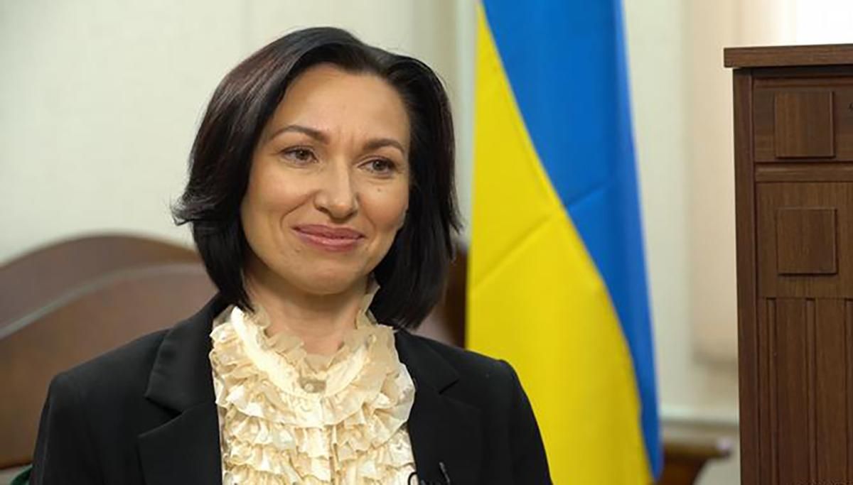 Глава ВАКС Танасевич приїжджала на вечірку ексрегіонала Ківалова Глава ВАКС Танасевич приїжджала на вечірку ексрегіонала Ківалова